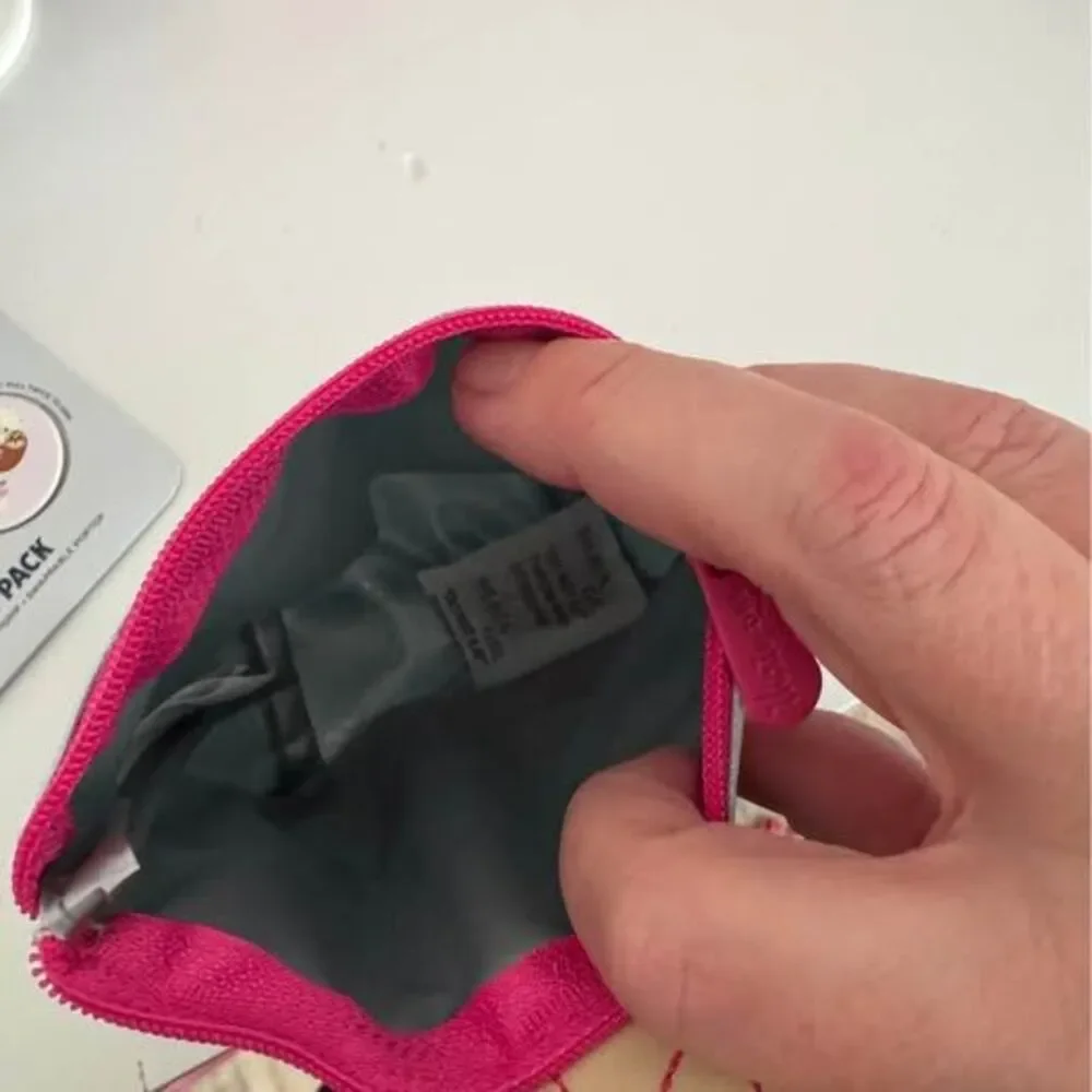 Thirty-One Unicorn Reusable Snack Pouch - Picture 4 of 4